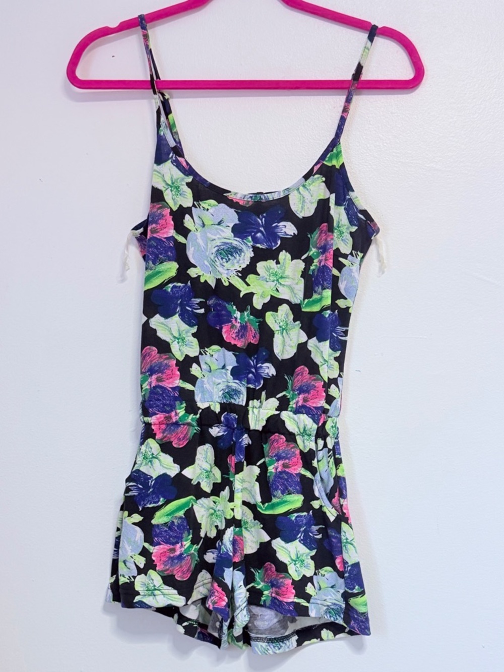 Raya Sun Floral Spaghetti Strap Romper with Neon Accents Small New with tags